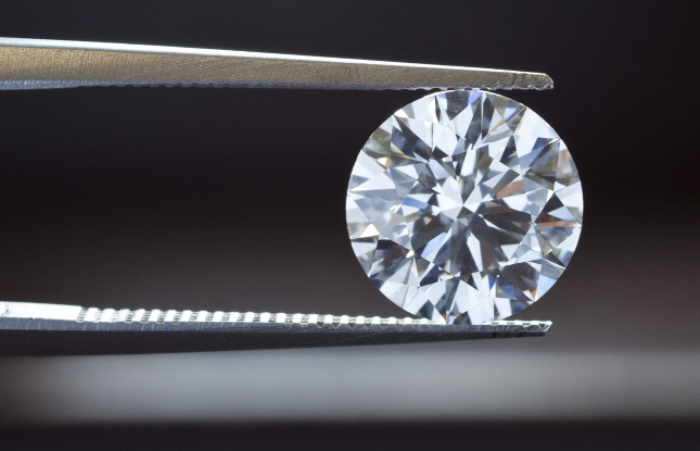 Chinese Consumers Value Natural Diamonds over Lab Growns